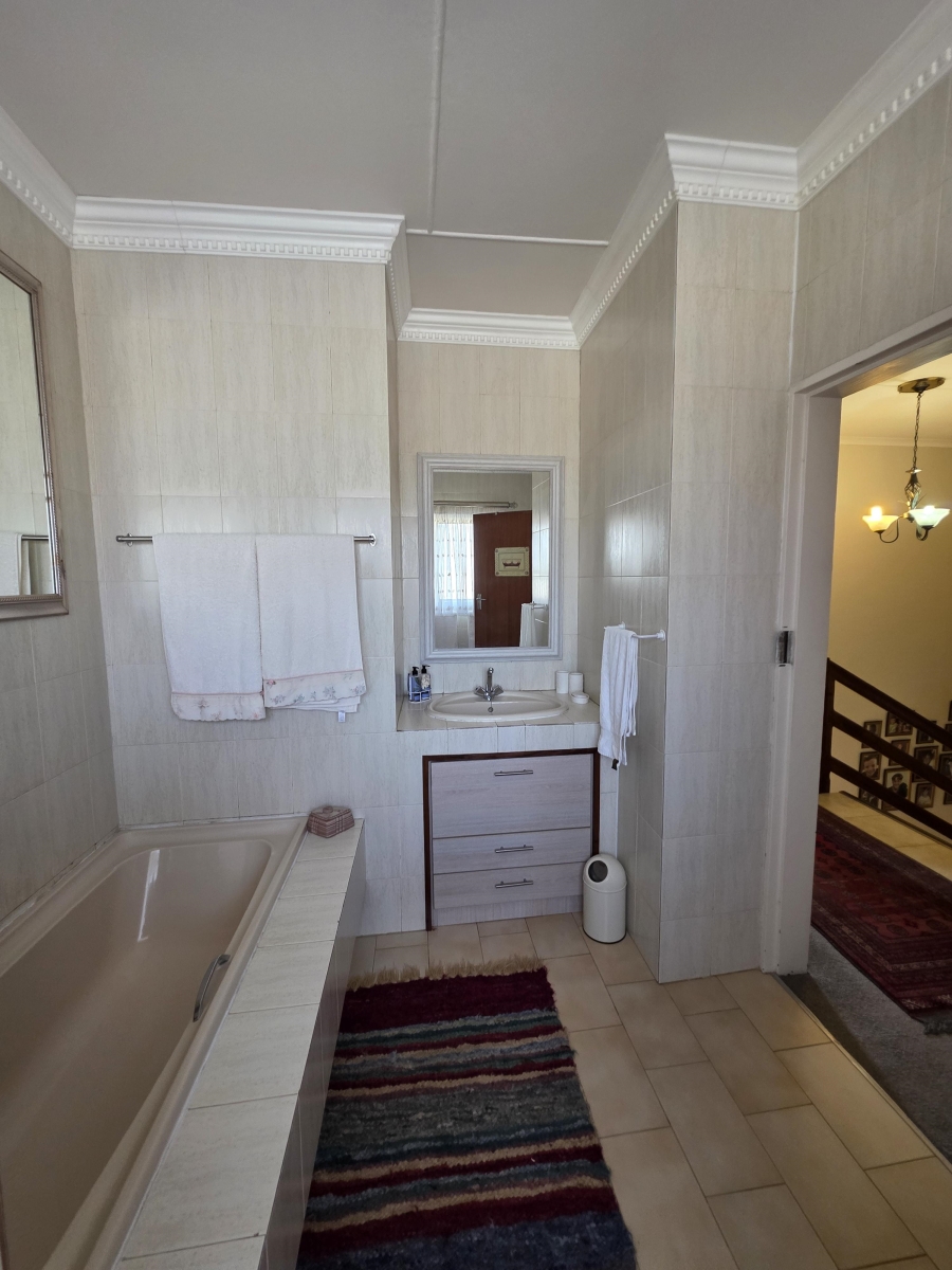 3 Bedroom Property for Sale in Naudeville Free State